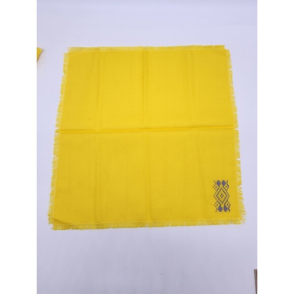 Vtg Hand Embroidered Applique Table Runner 4 Placemat 4 Napkin Set Yellow cloth - Picture 3 of 12